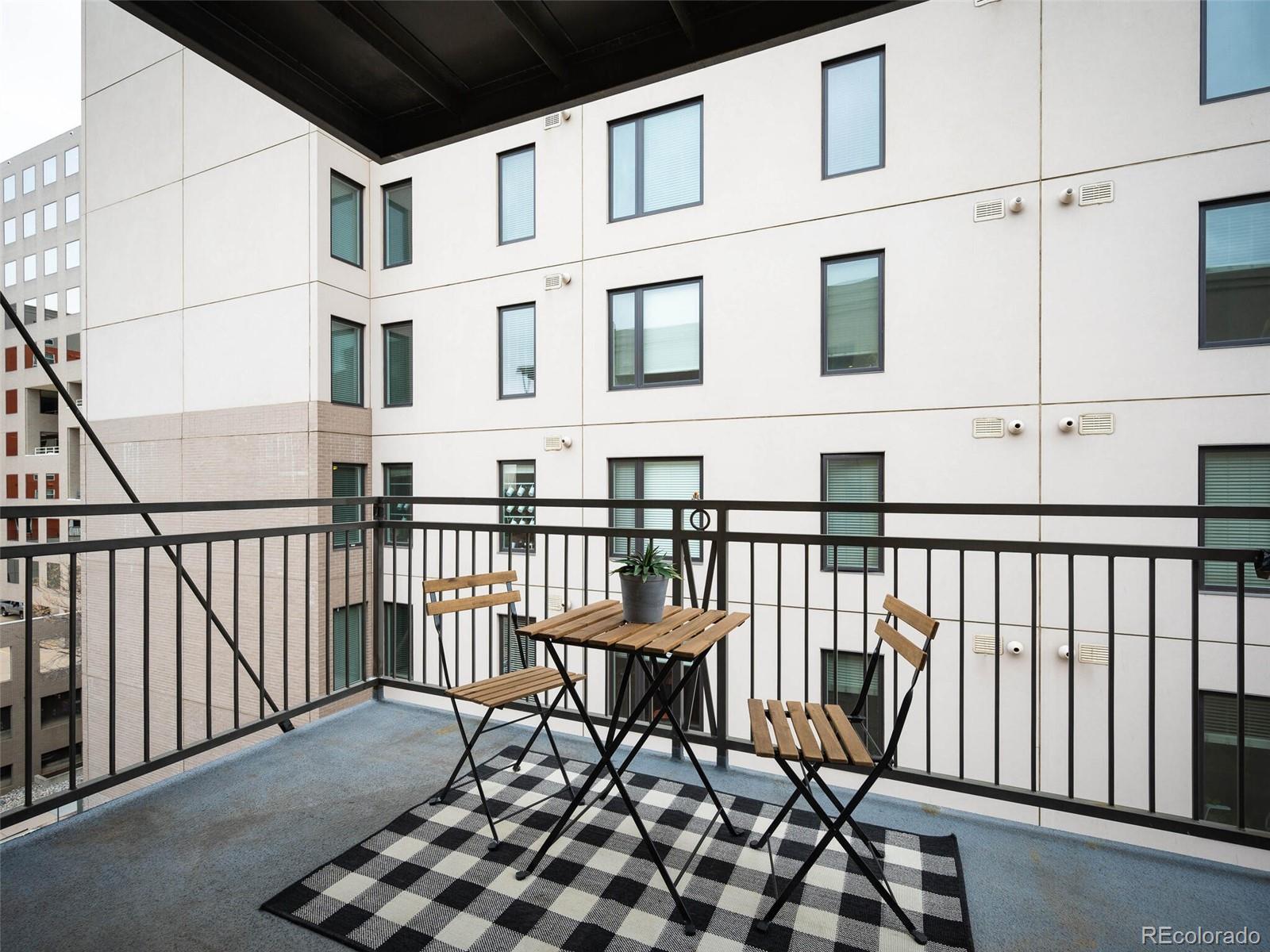1975 N Grant Street Unit: 721