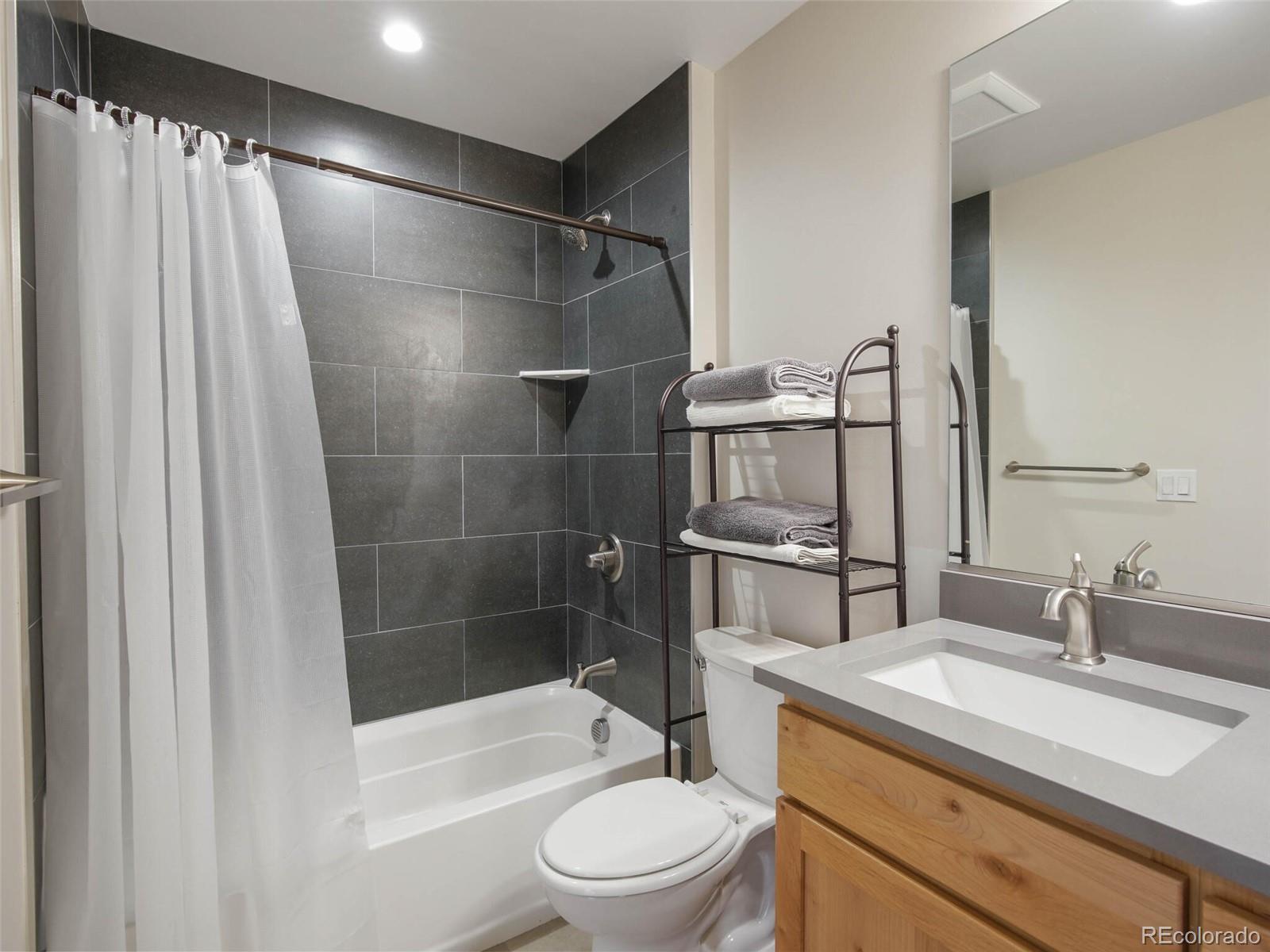 1313 Silver Vault Street
