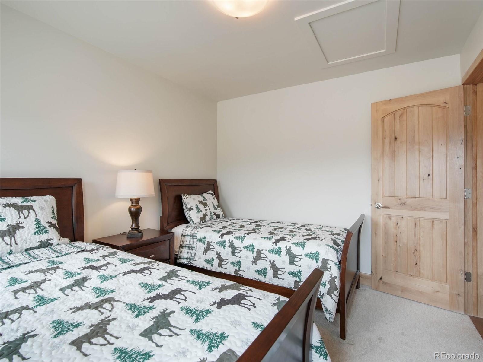 1313 Silver Vault Street