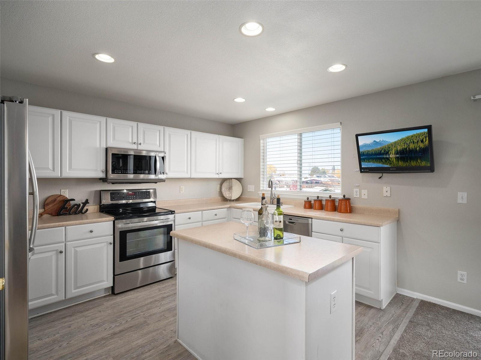 15405 Pensacola Place