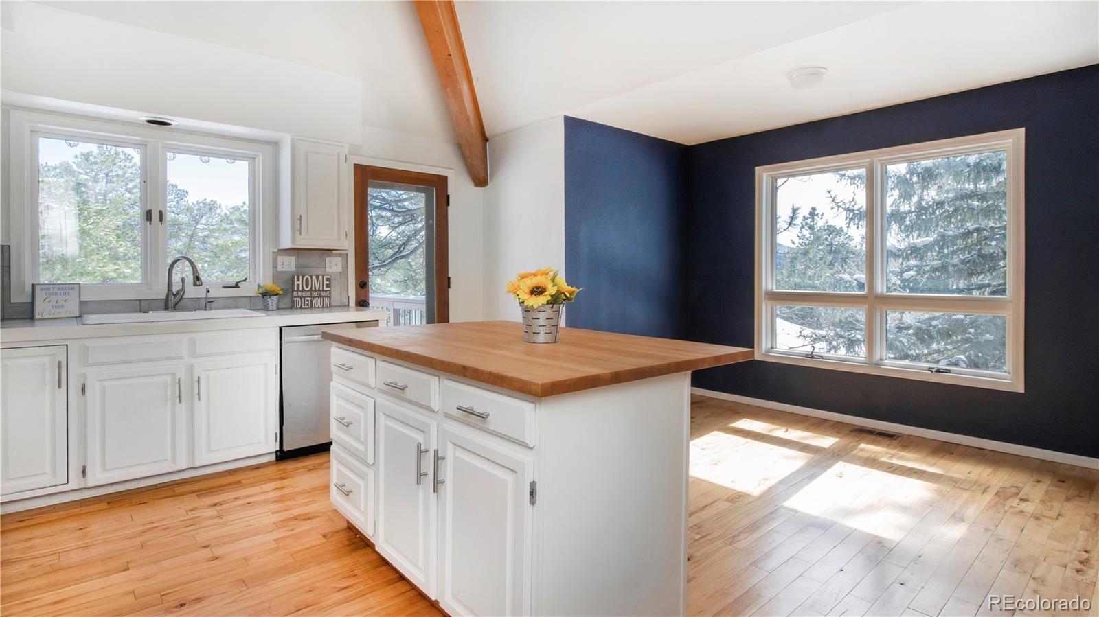 4276 Troutdale Village Drive