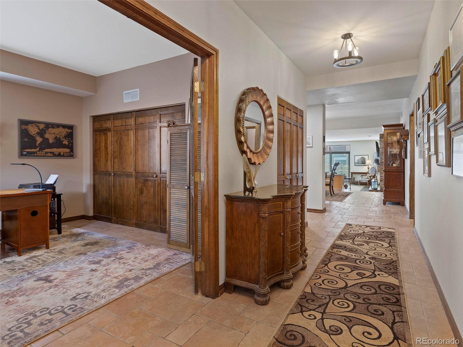 1512 Larimer Street Unit: 13