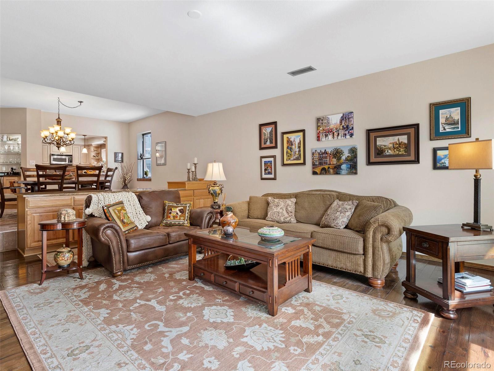 1512 Larimer Street Unit: 13