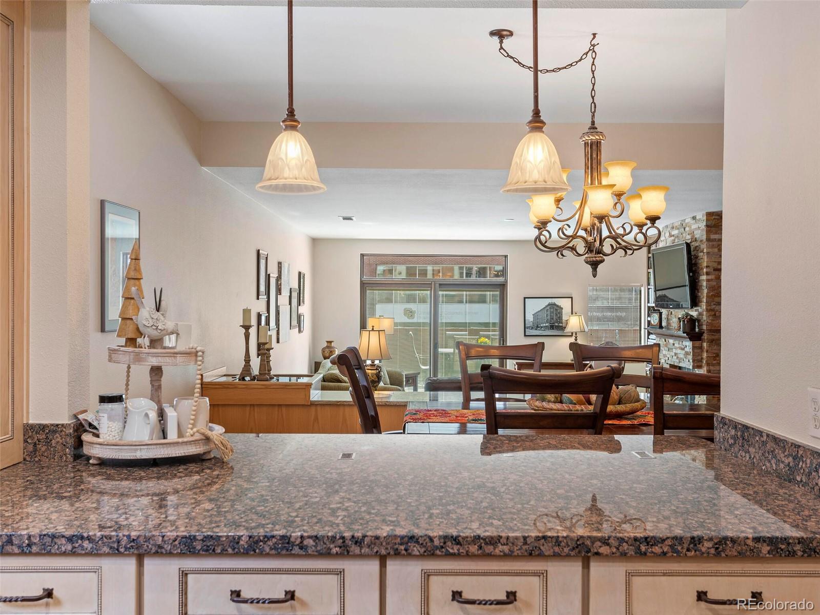 1512 Larimer Street Unit: 13