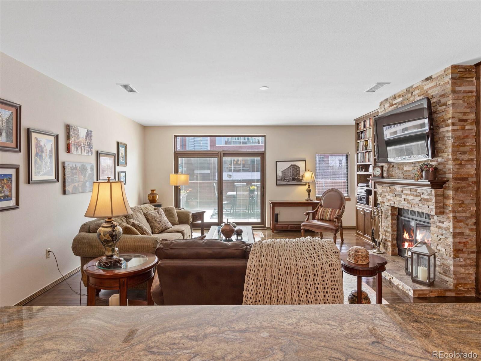 1512 Larimer Street Unit: 13