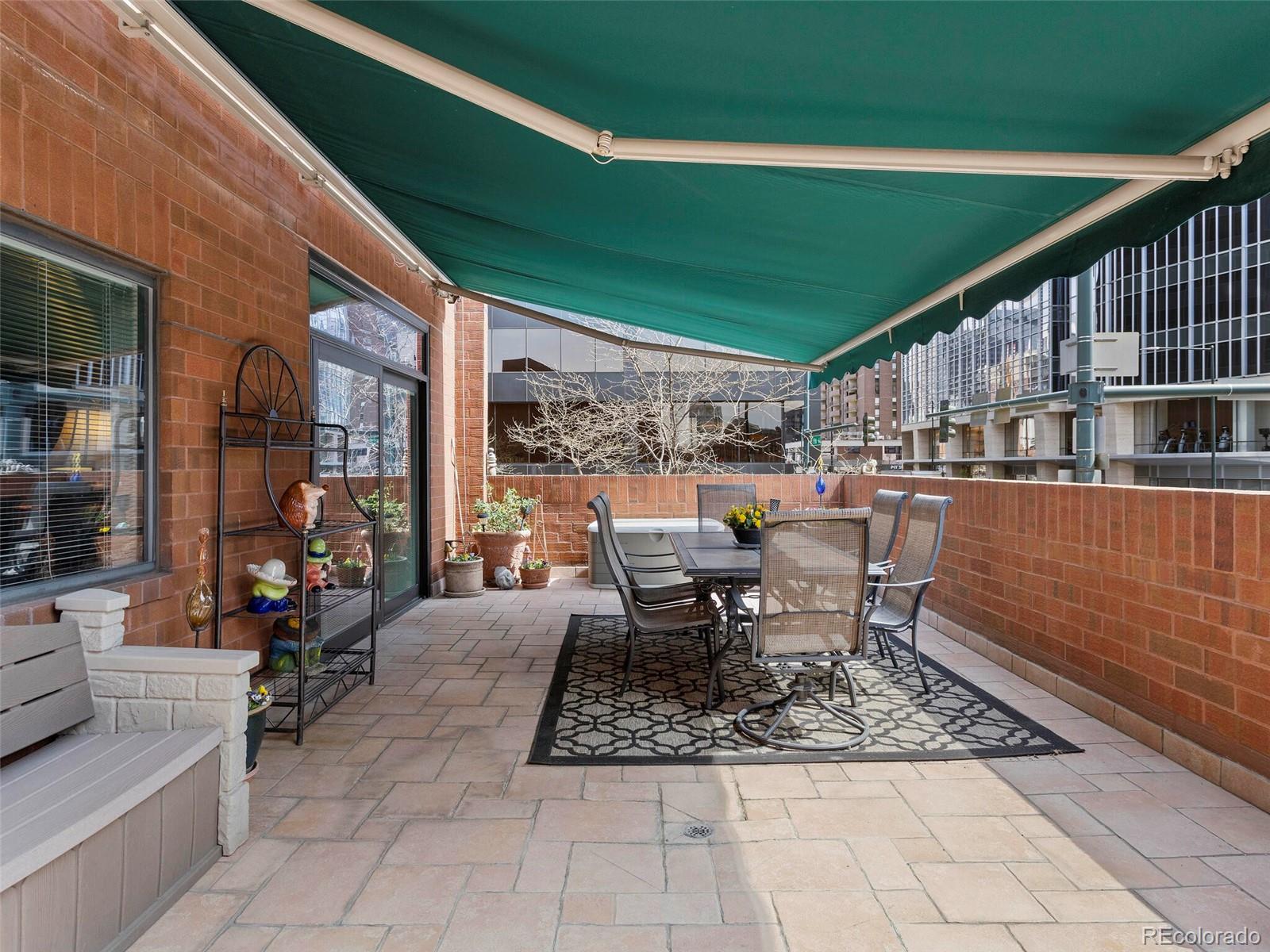 1512 Larimer Street Unit: 13