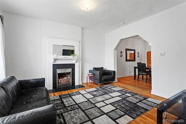2539 N Lafayette Street