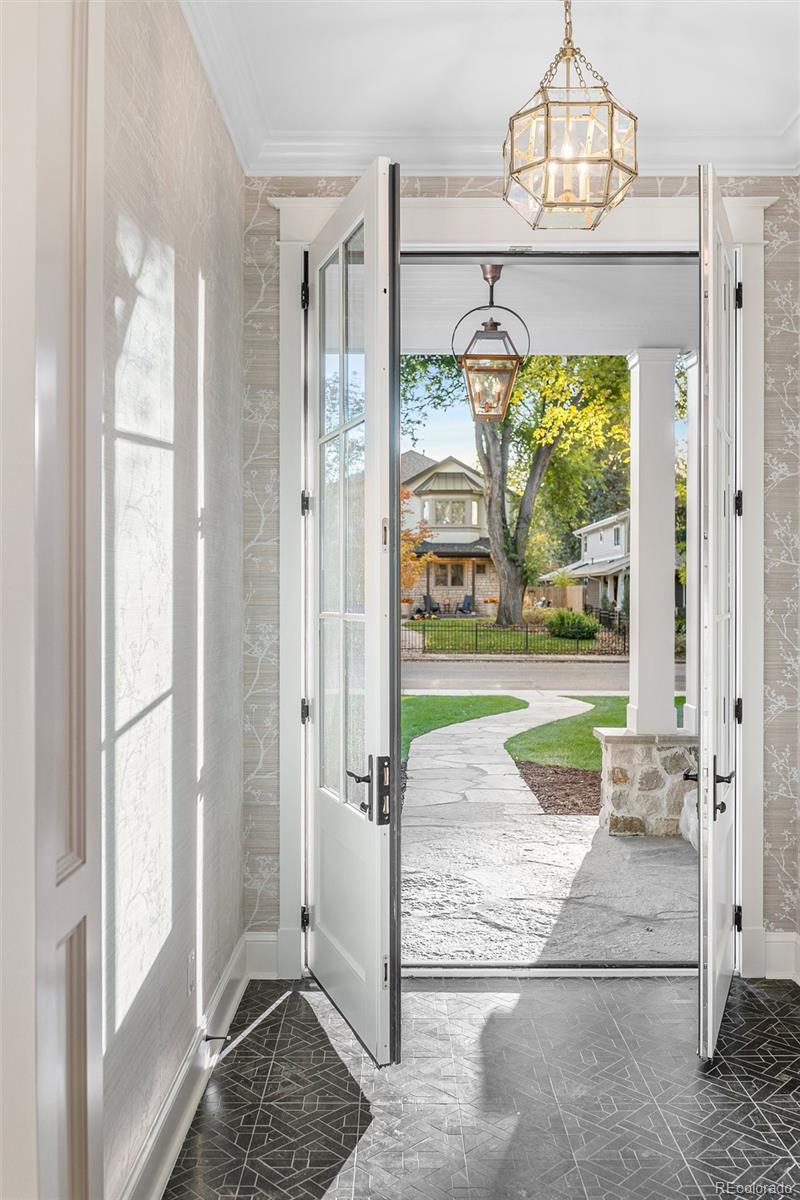 2501 S Clayton Street