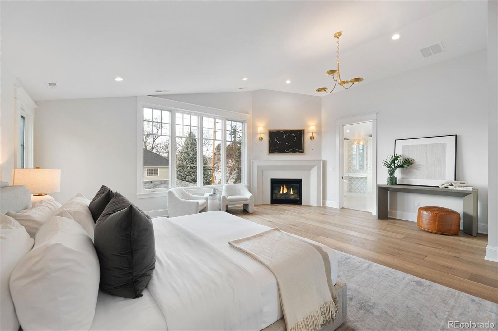 2501 S Clayton Street