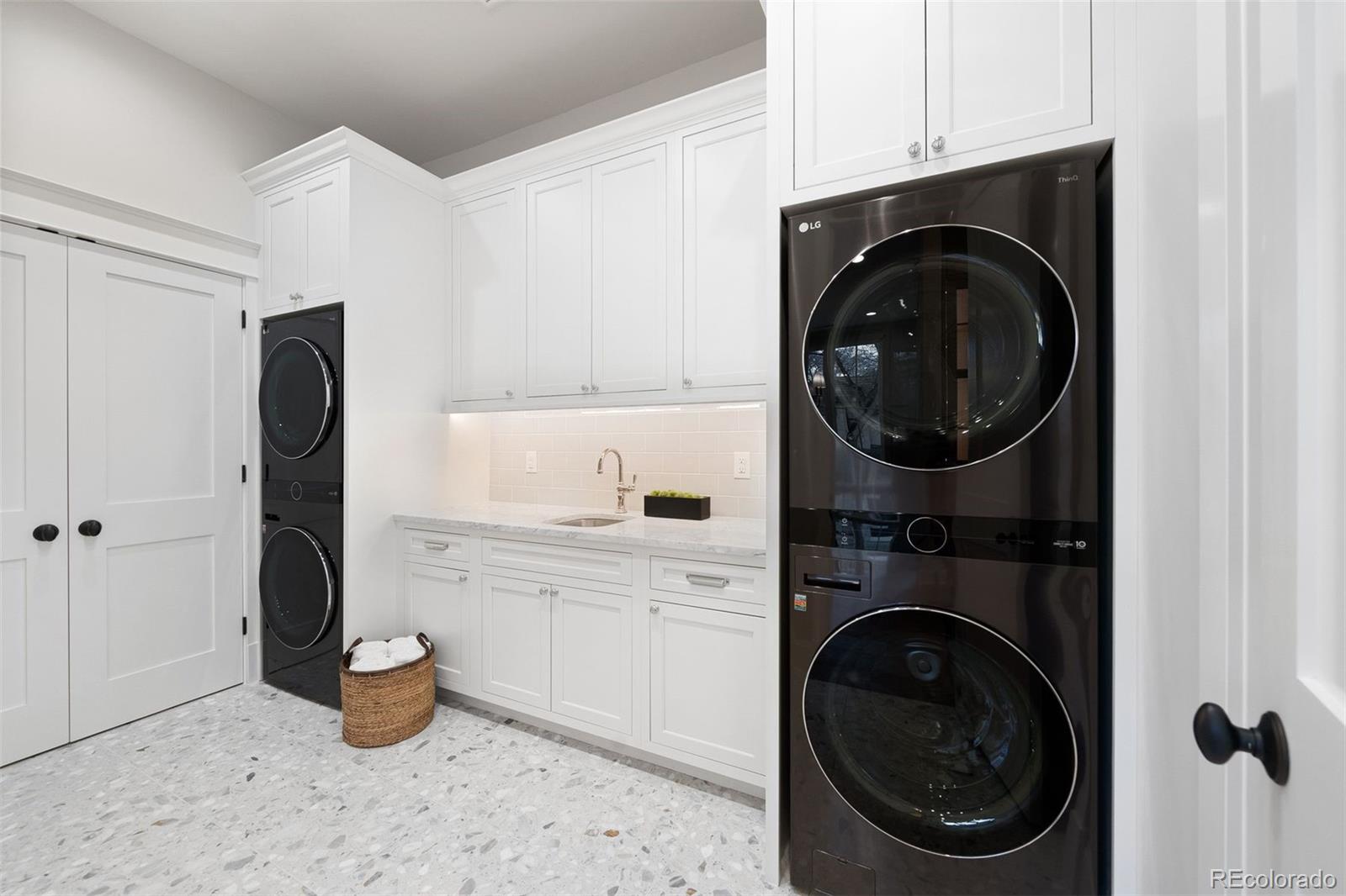 2501 S Clayton Street