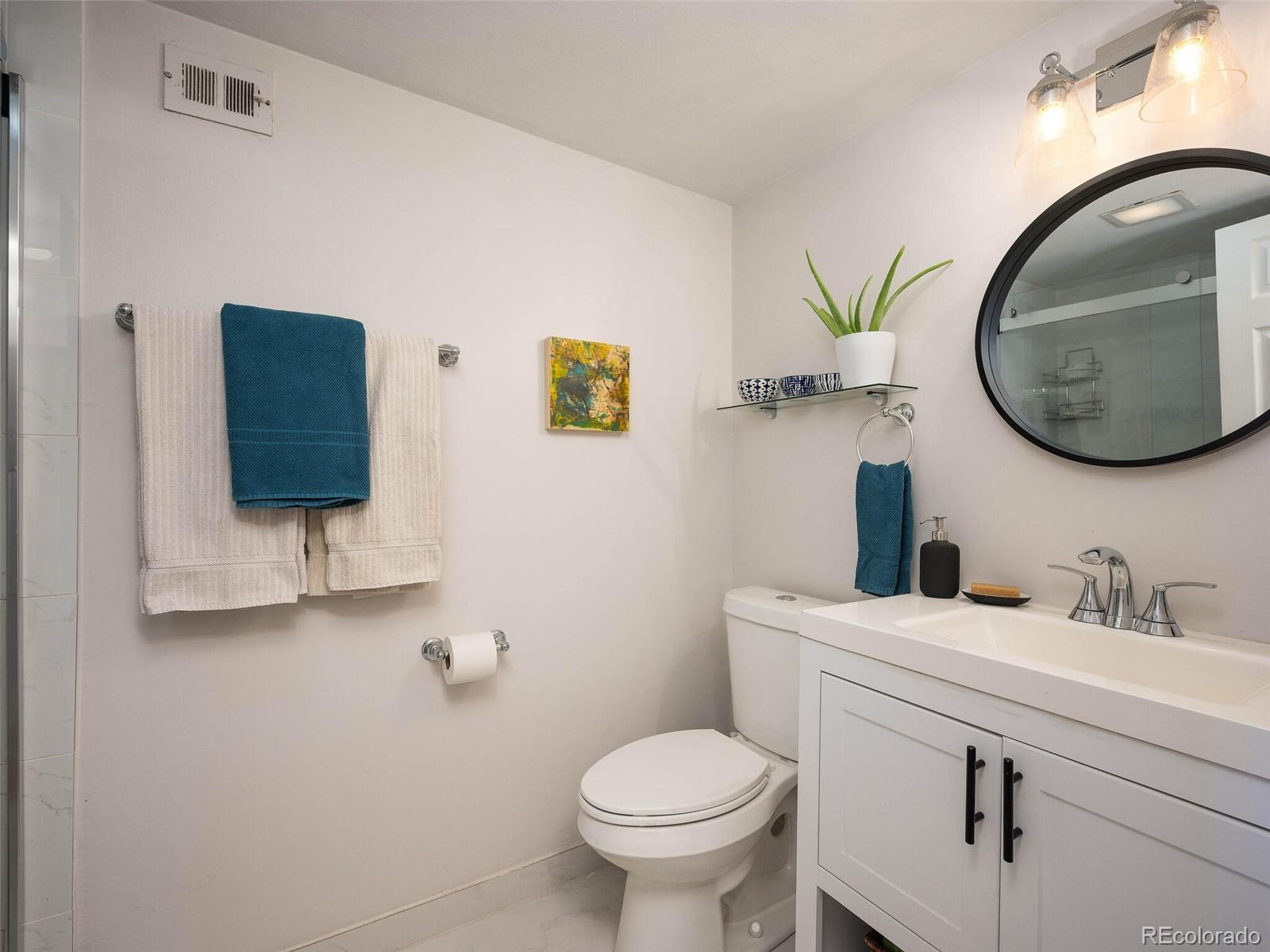 789 N Clarkson Street Unit: 404
