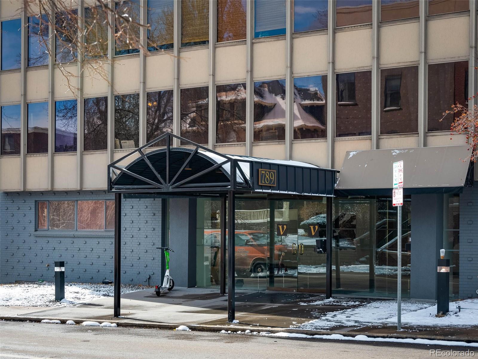 789 N Clarkson Street Unit: 404
