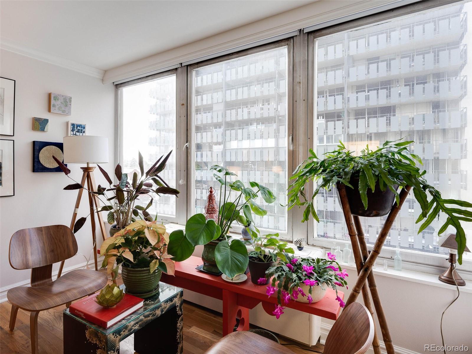 789 N Clarkson Street Unit: 404