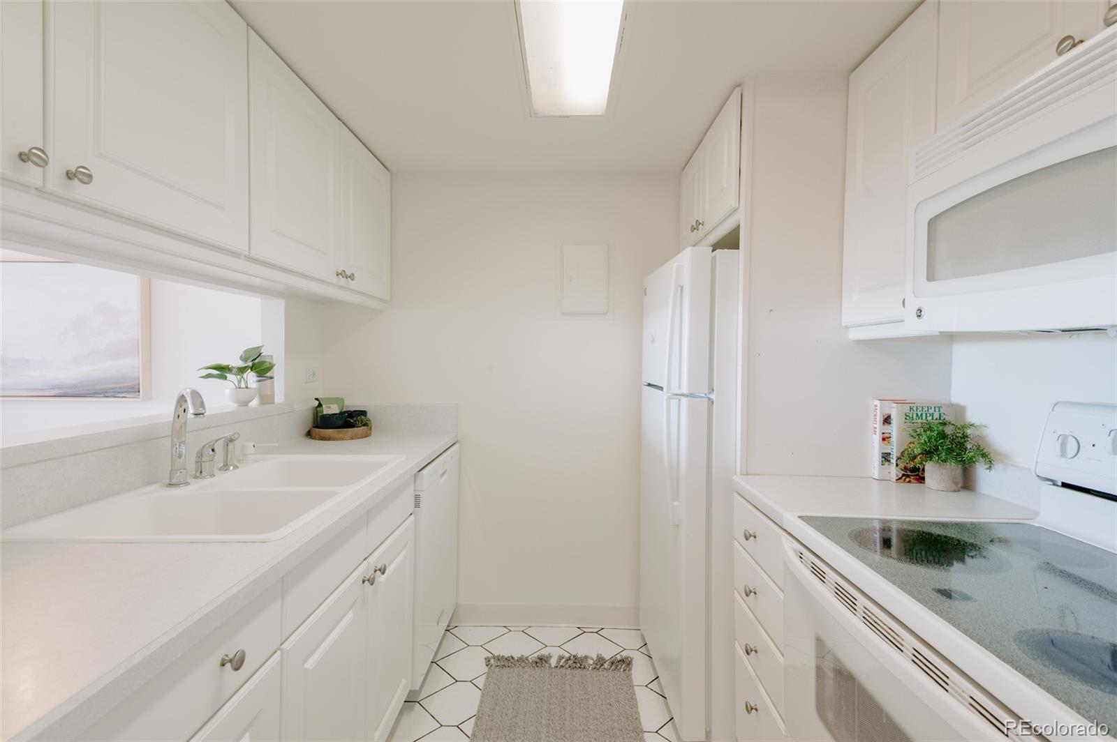 400 S Lafayette Street Unit: 1007