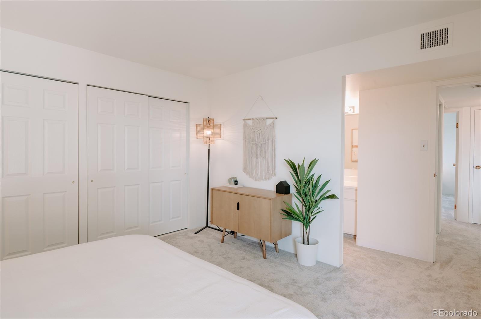 400 S Lafayette Street Unit: 1007