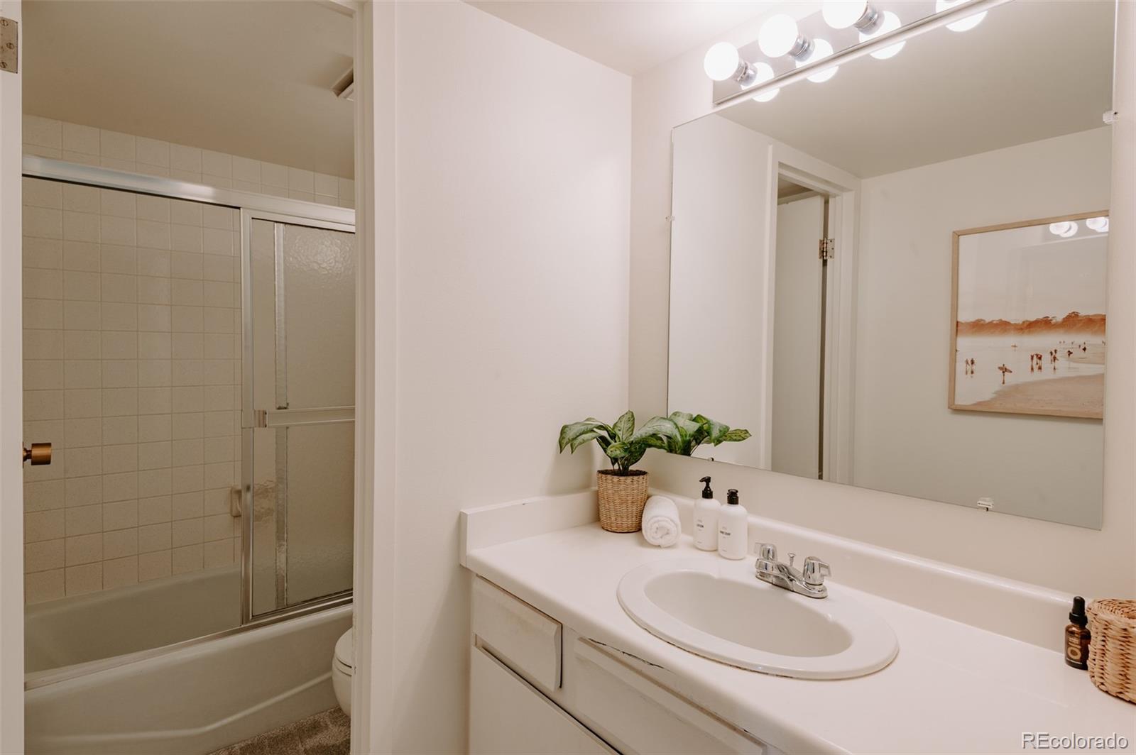 400 S Lafayette Street Unit: 1007