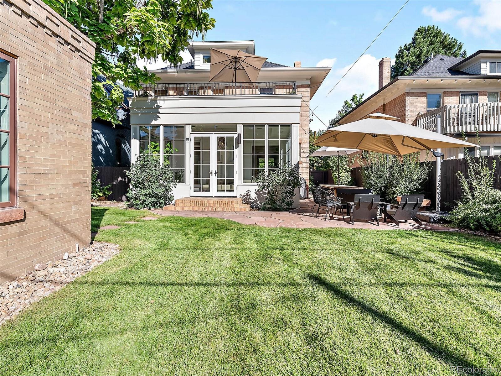 747 N Downing Street