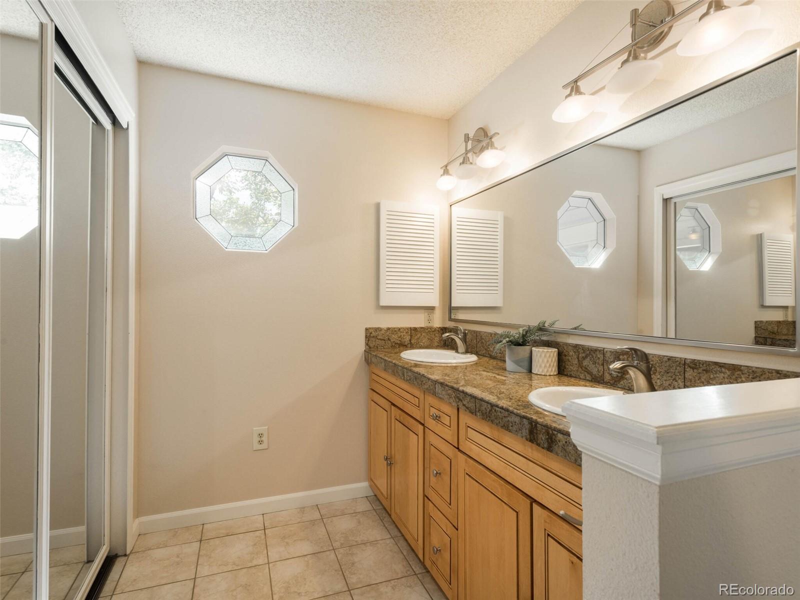 1470 S Quebec Way Unit: 1