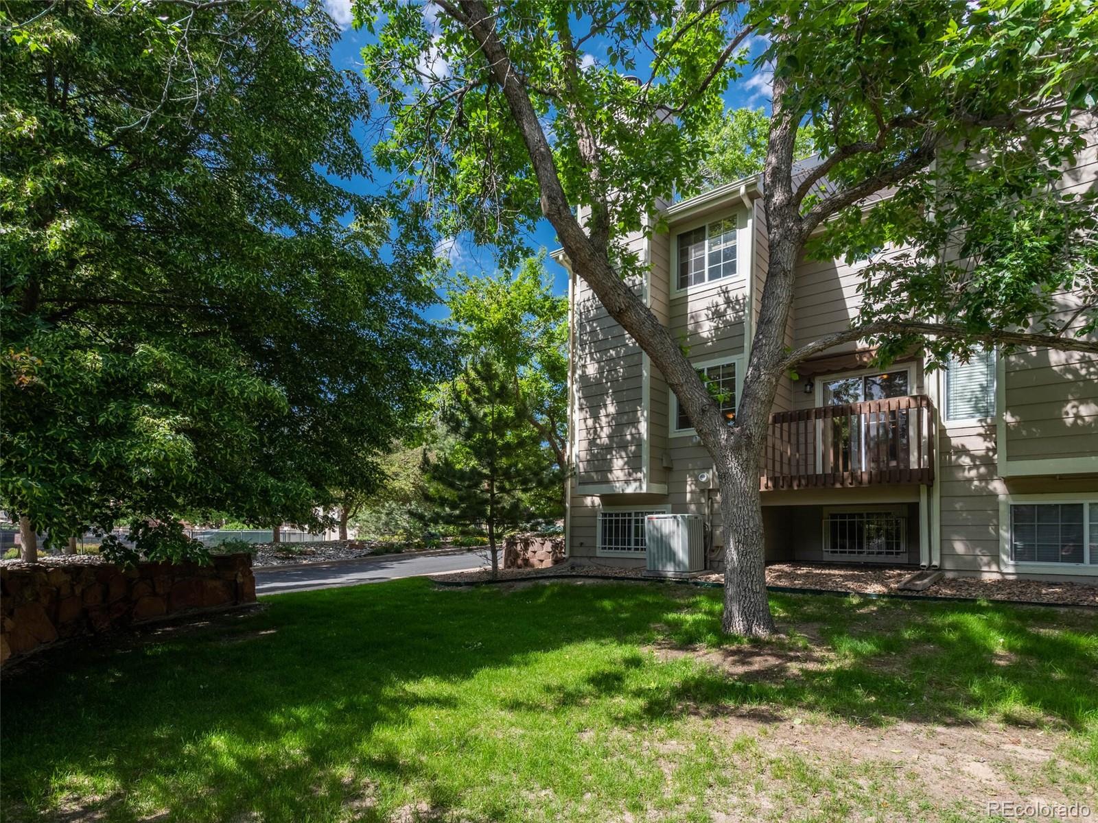 1470 S Quebec Way Unit: 1