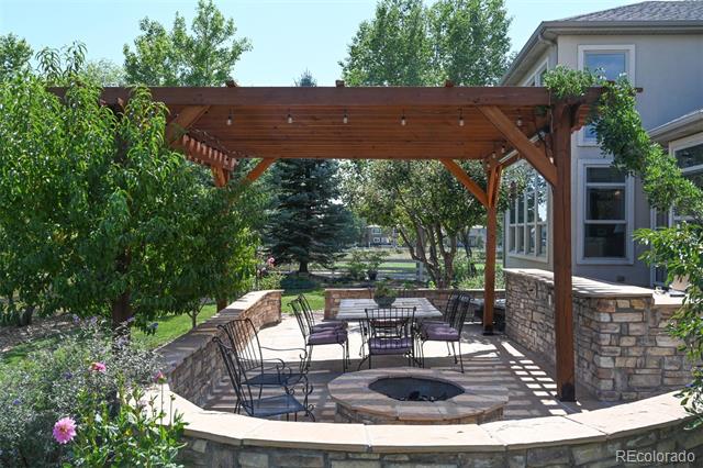 3815 Broadmoor Loop