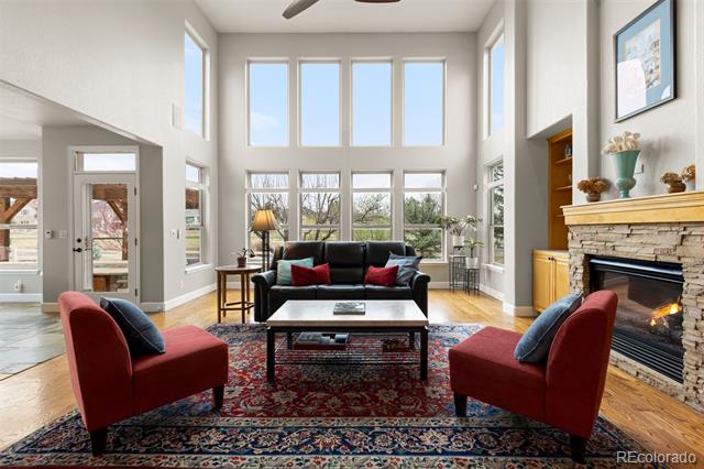 3815 Broadmoor Loop