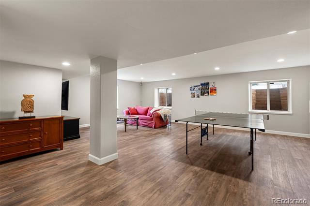 3815 Broadmoor Loop