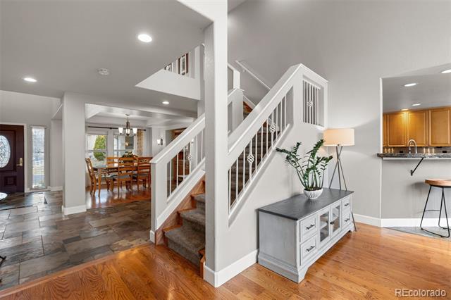3815 Broadmoor Loop