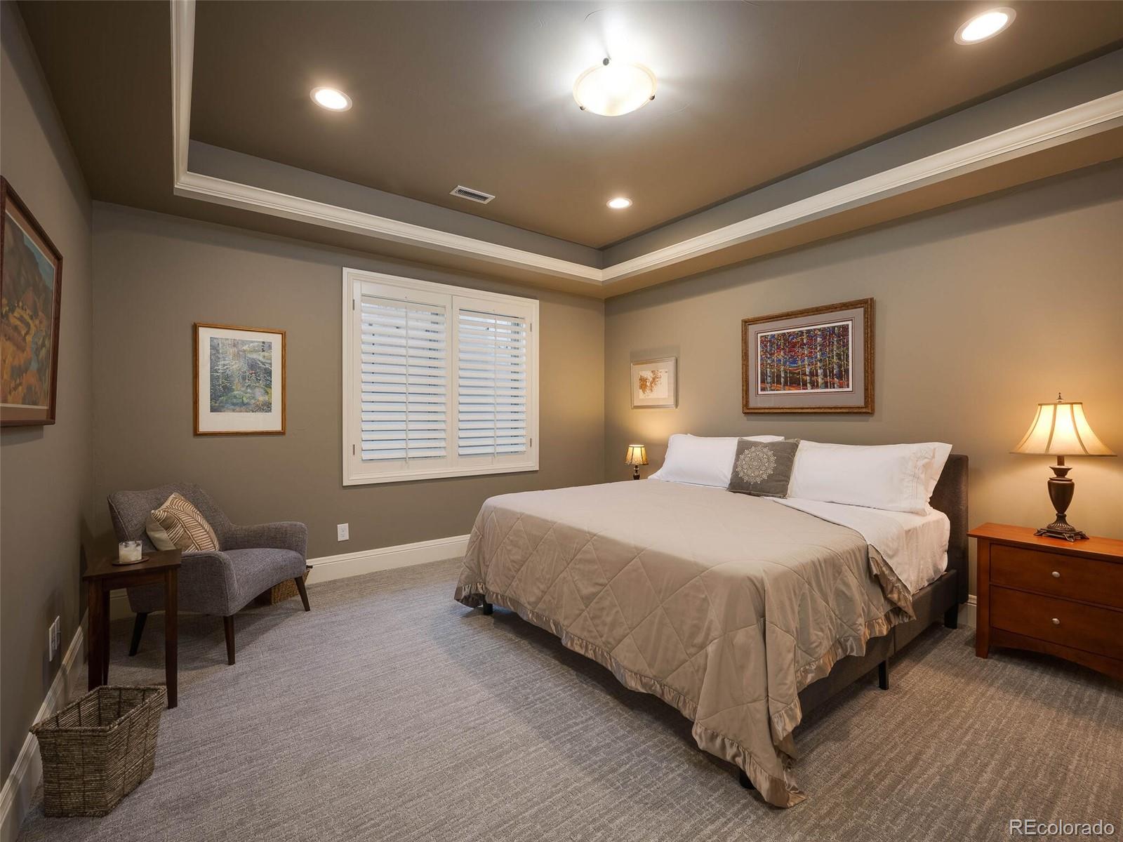 7880 E 6th Avenue