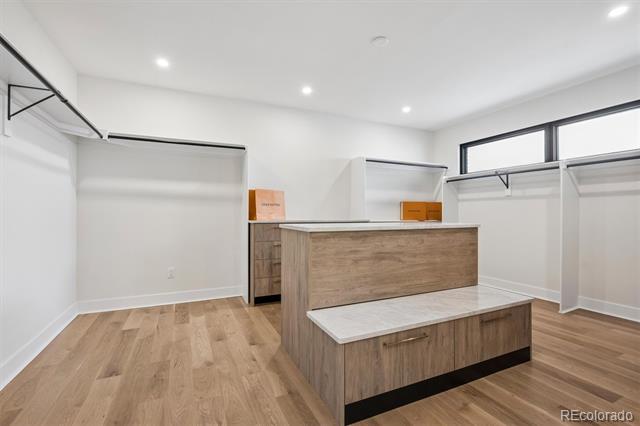 2821 E Cedar Avenue Unit: 12
