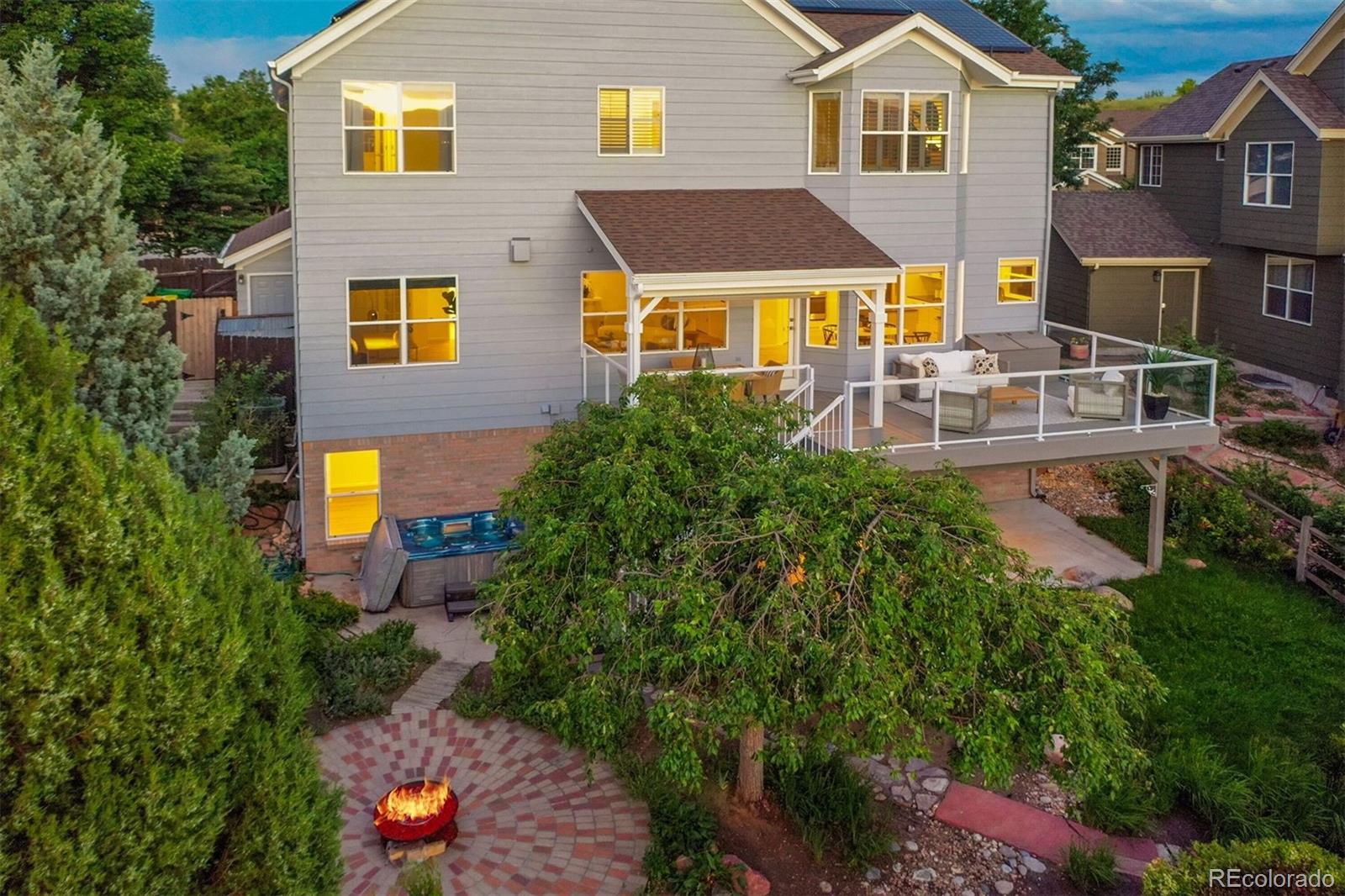 2437 W Sunset Drive