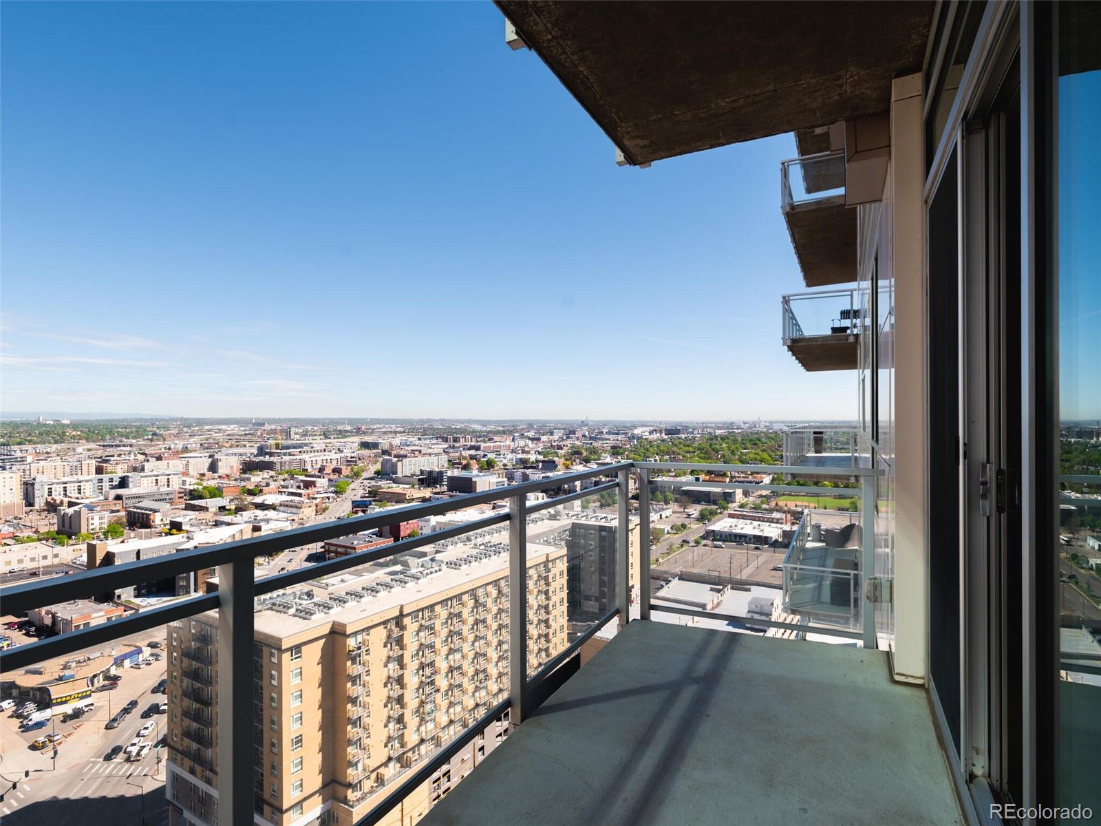 2001 Lincoln Street Unit: 2220