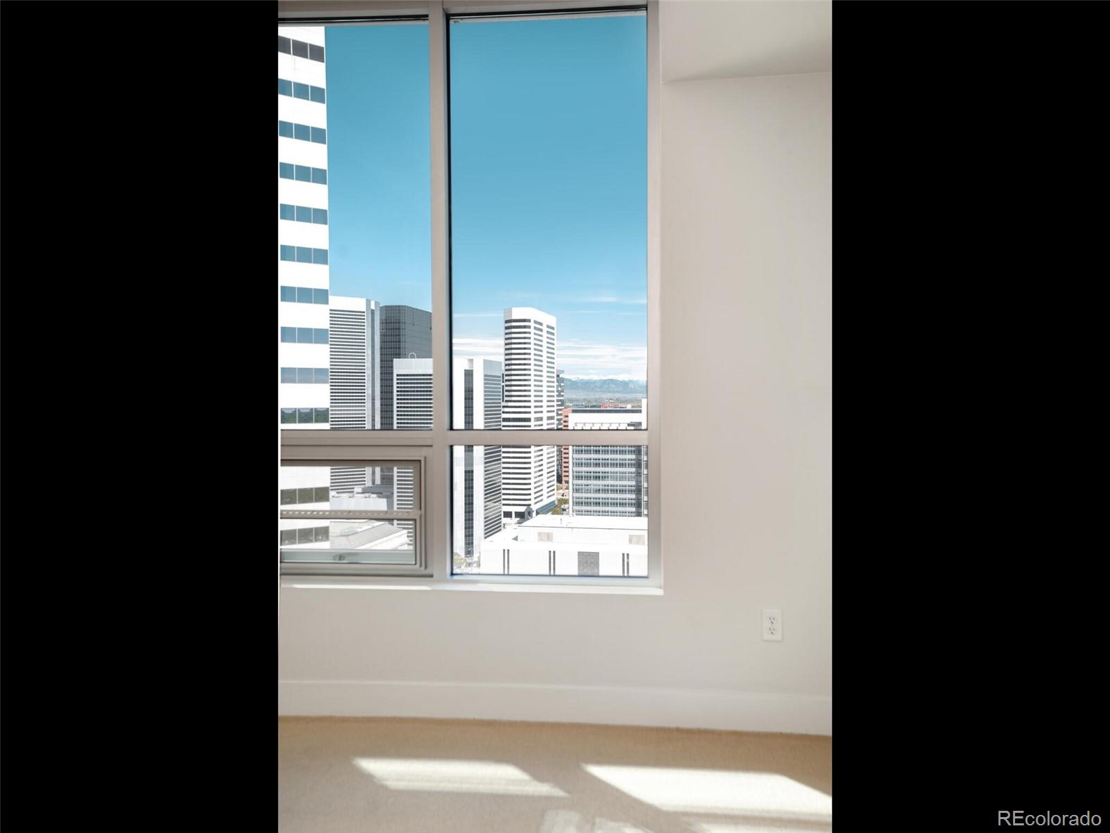 2001 Lincoln Street Unit: 2220