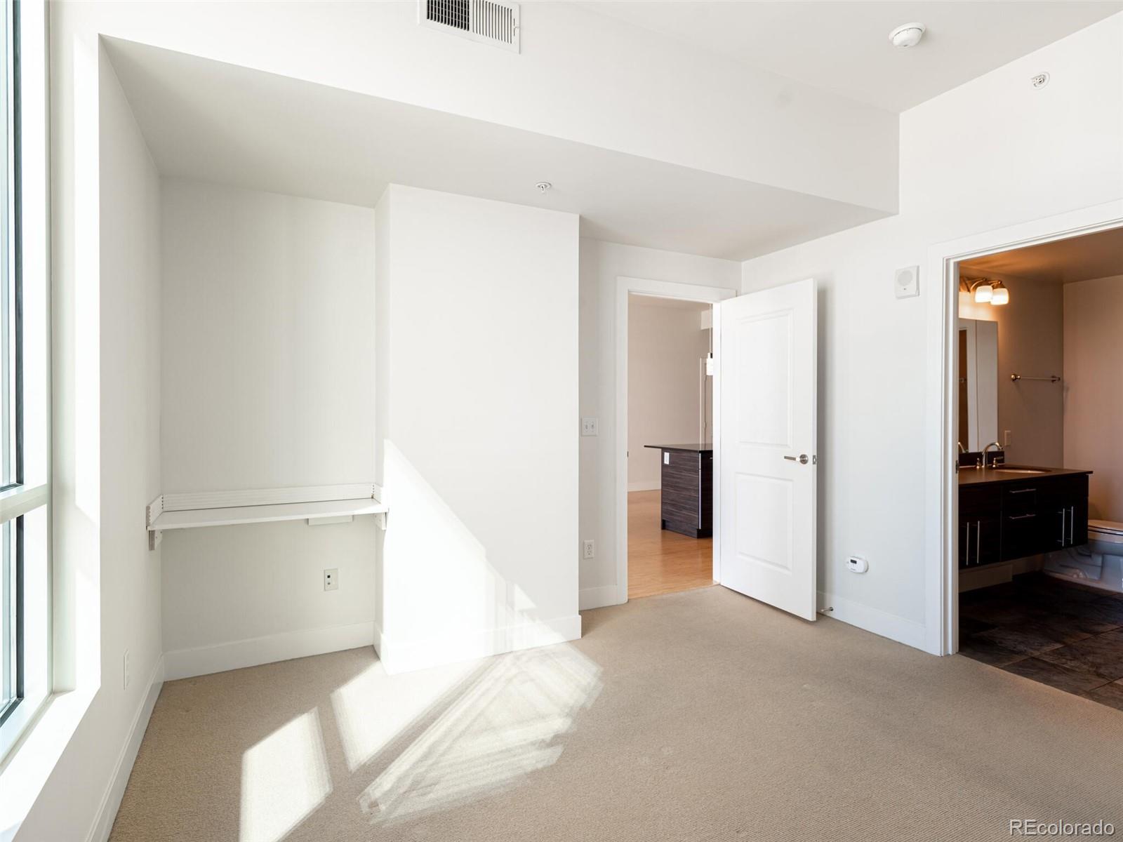 2001 Lincoln Street Unit: 2220