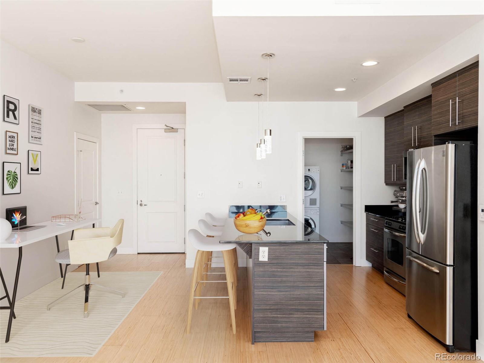 2001 Lincoln Street Unit: 2220
