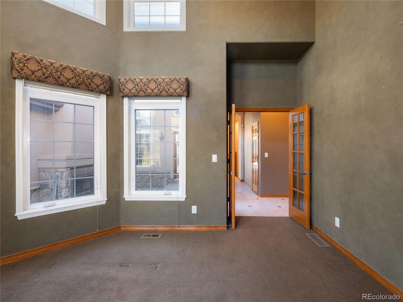 4940 W 107th Loop
