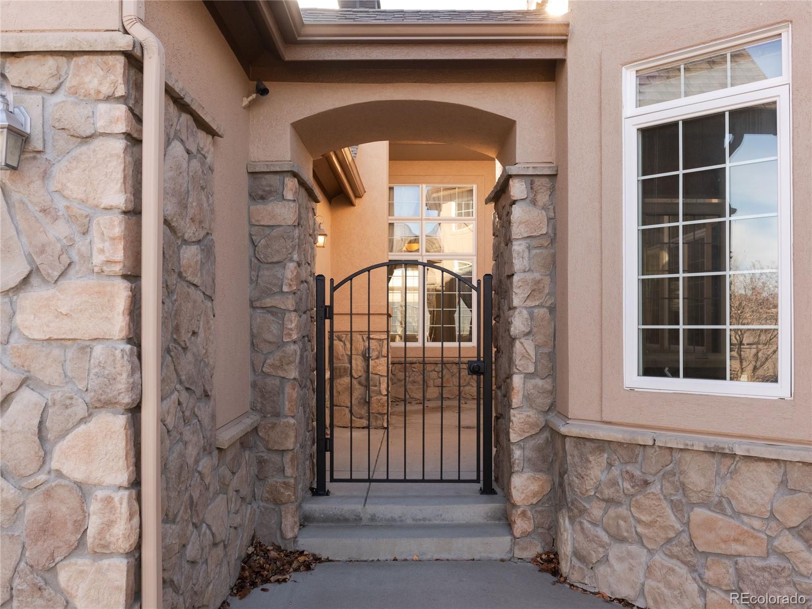 4940 W 107th Loop