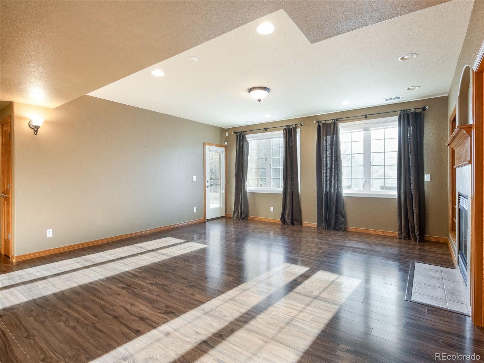 4940 W 107th Loop