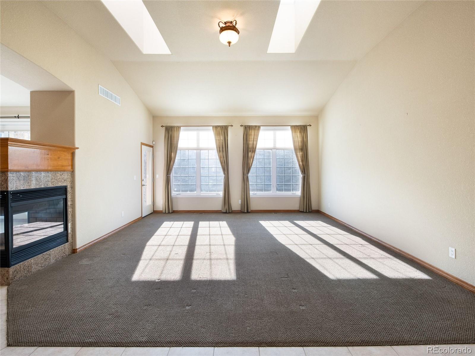 4940 W 107th Loop