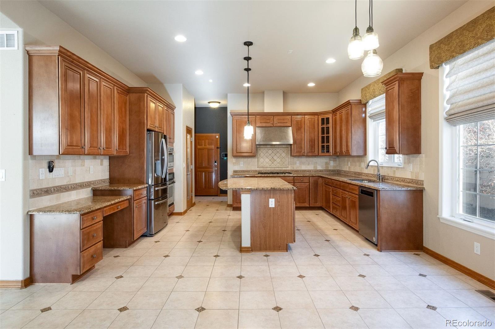 4940 W 107th Loop