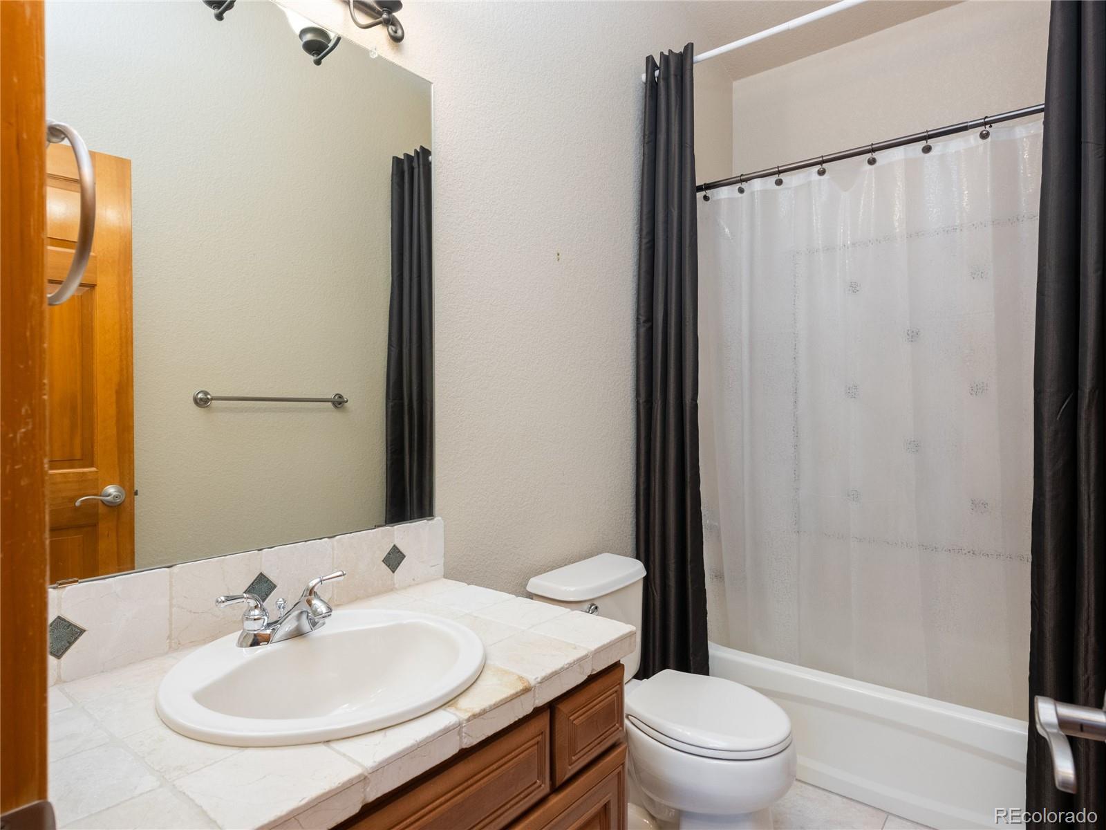 4940 W 107th Loop