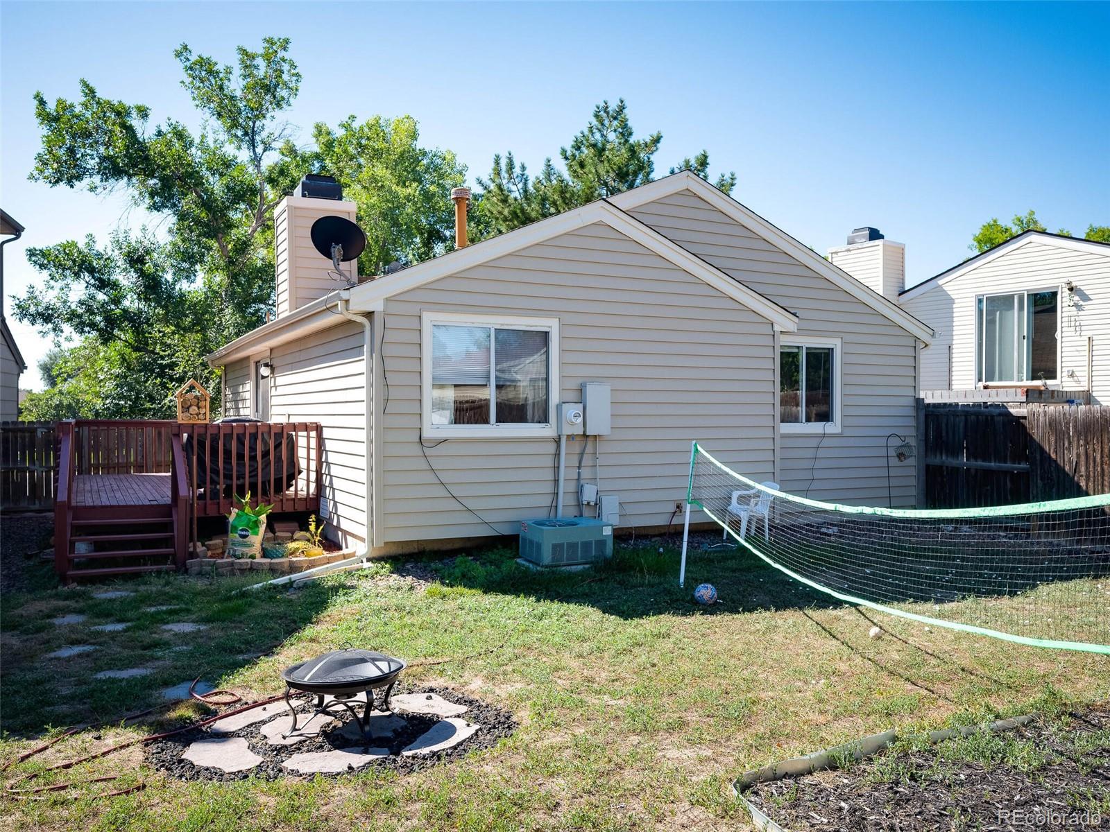 5733 W 76th Drive