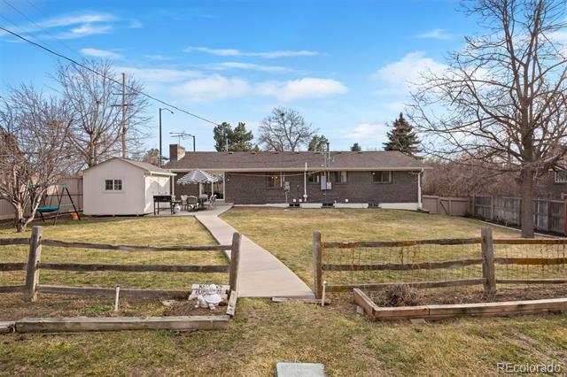 3999 E Nobles Road