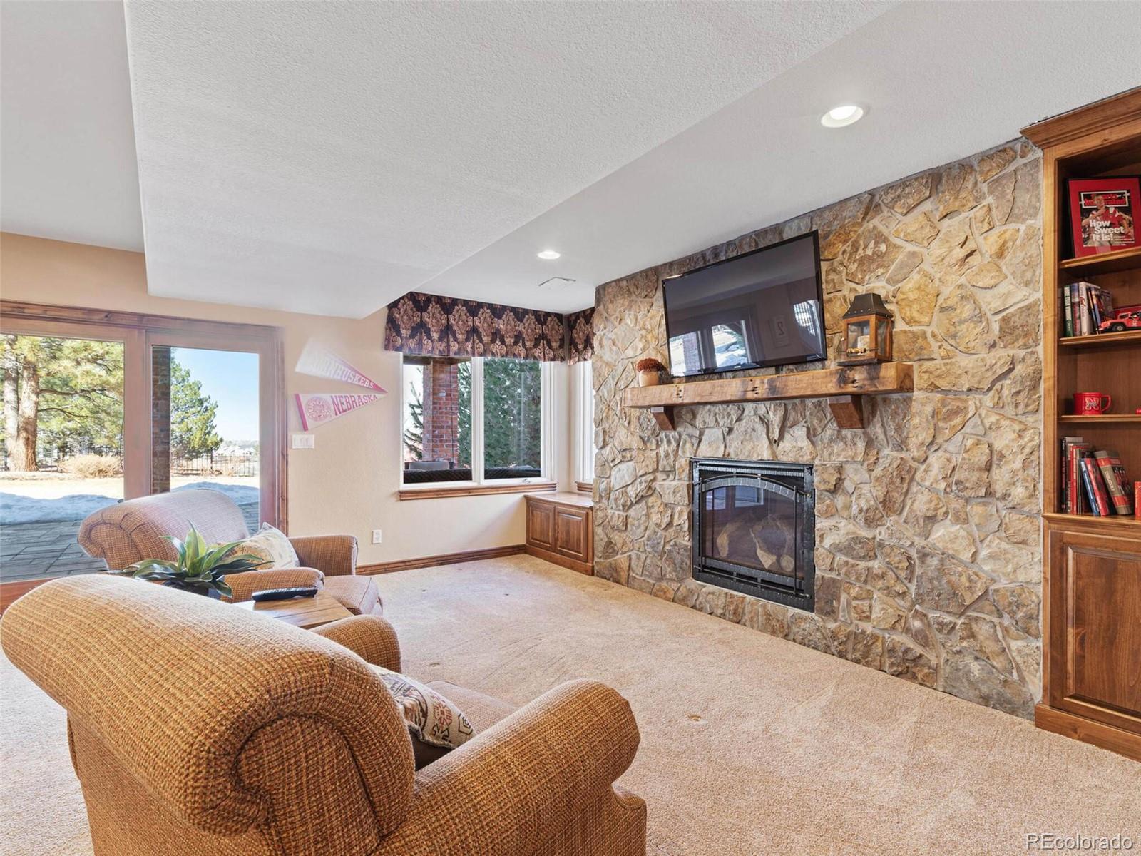 861 Courtland Place