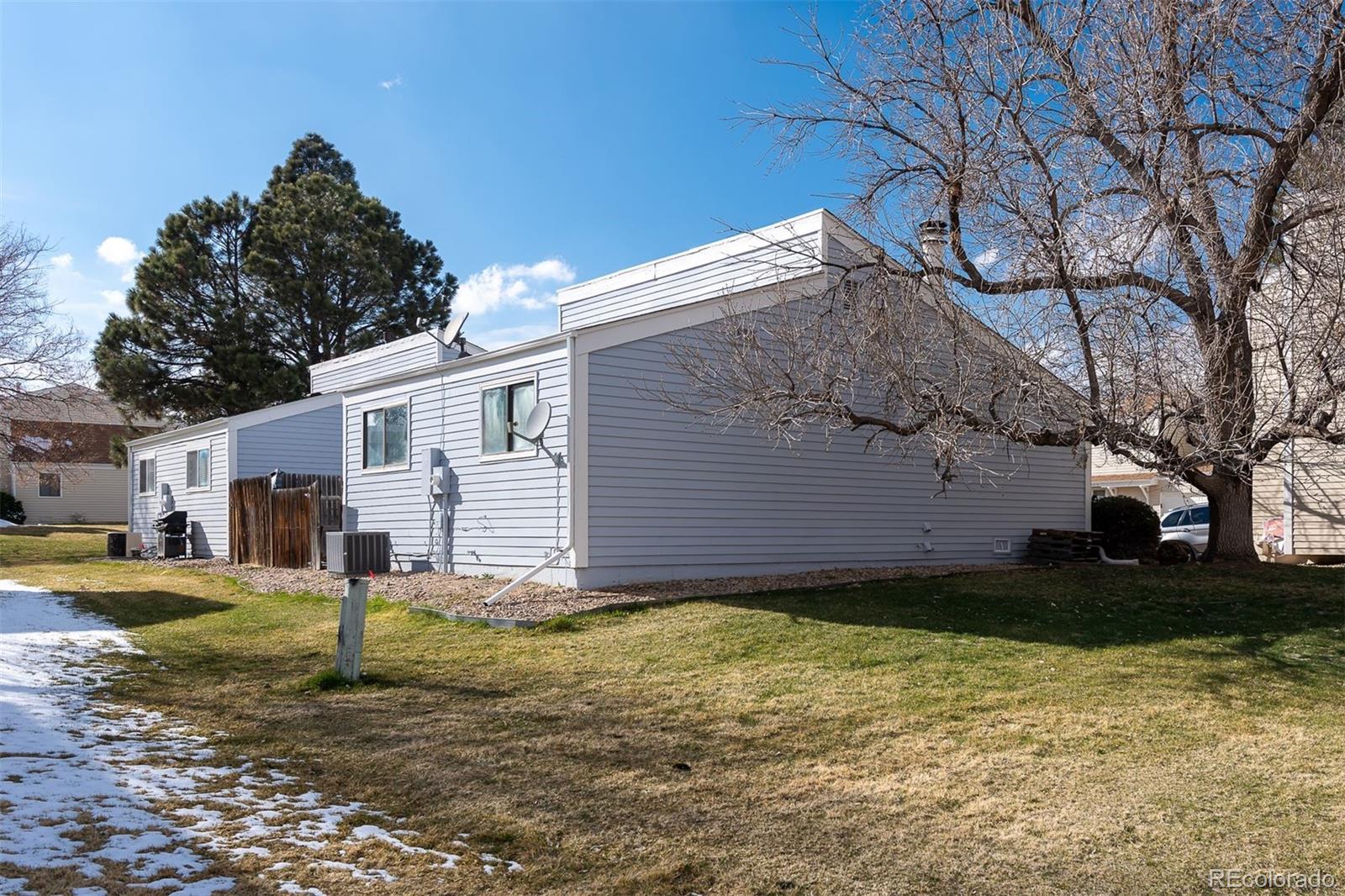 15936 E Radcliff Place Unit: B