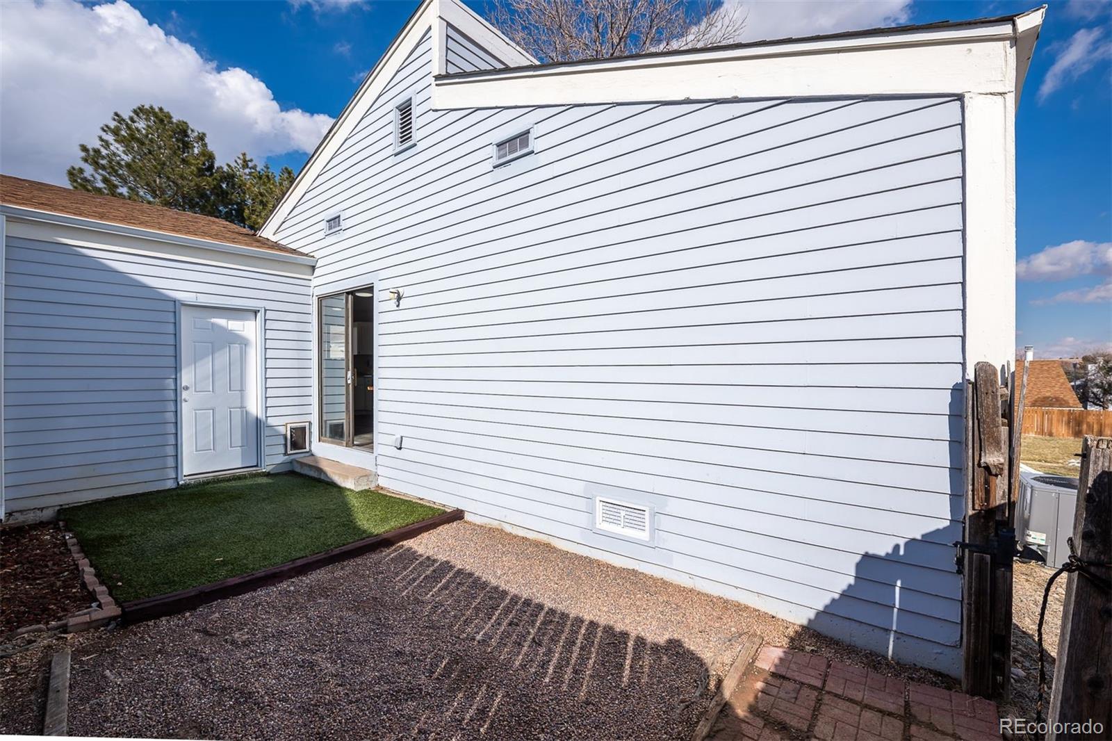 15936 E Radcliff Place Unit: B