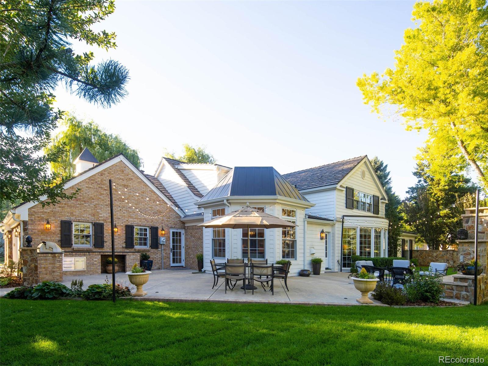 5740 Oak Creek Lane