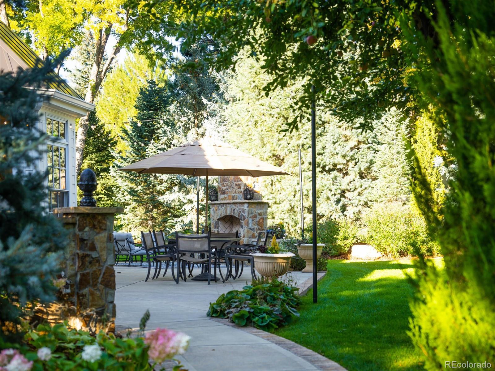 5740 Oak Creek Lane