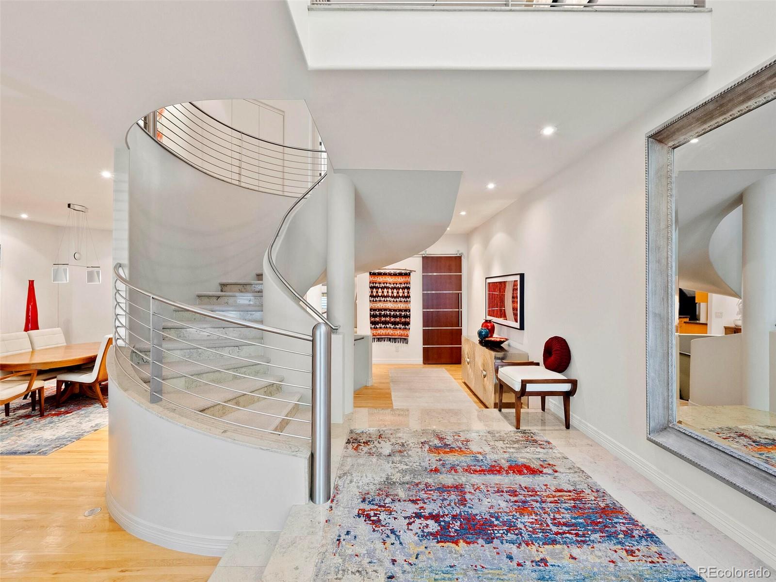 369 Steele Street