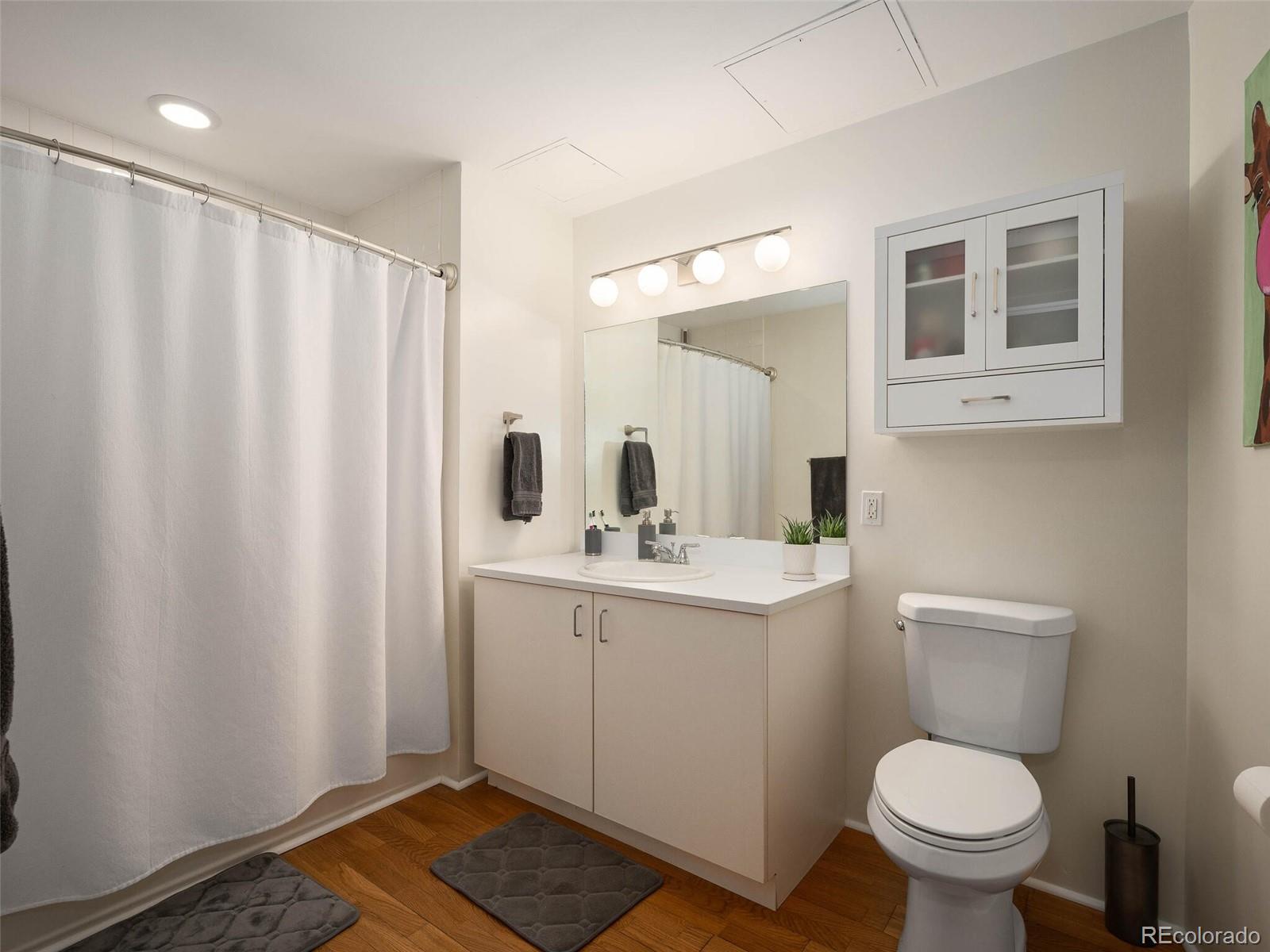 3100 Huron Street Unit: 4S