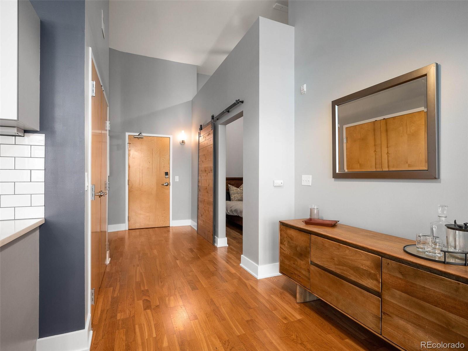 3100 Huron Street Unit: 4S